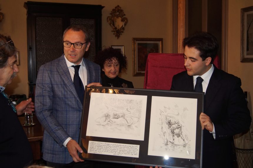 NICOLAS VACCHI PREMIA STEFANO DOMENICALI: “IMOLESE ILLUSTRE NEL MONDO”     PRESENTE LA DIOCESI DI IMOLA COI SALUTO DEL VESCOVO, IN ANCHE PRESIDENTE NAZIONALE CNA INDUSTRIA. IL PREMIO È STATO DONATO DAL PITTORE IMOLESE DAL RE.