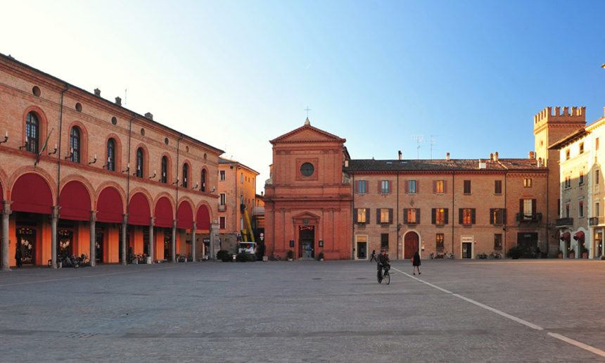 Festival di pubblica utilità: cosa ci sarà mai da festeggiare?