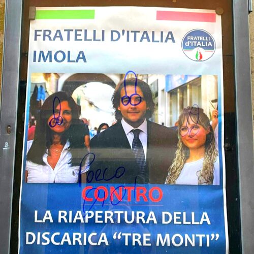 VANDALISMO SULLA BACHECA DI FRATELLI D’ITALIA IMOLA NICOLAS VACCHI (FDI): GESTO IGNOBILE E INTIMIDATORIO